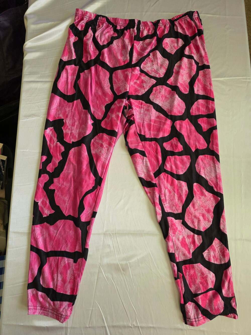 Azalea by Firmiana Pink and Black Giraffe Print Legging Pants 2X